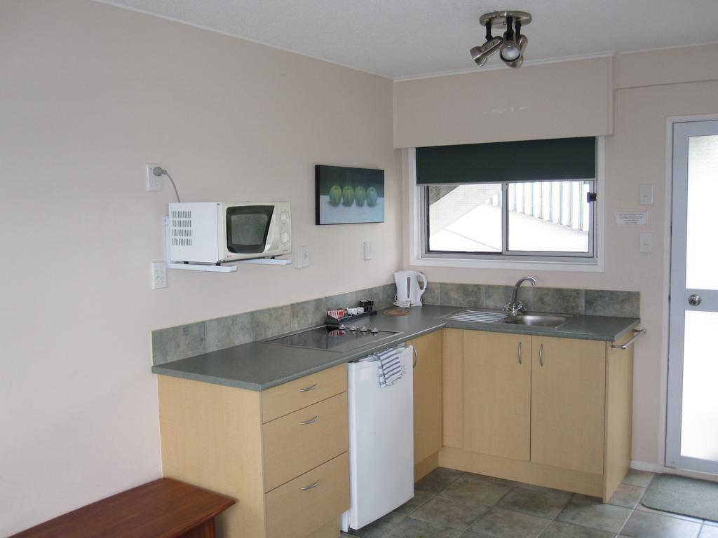 Cook'S Lookout Motel Paihia Exterior photo