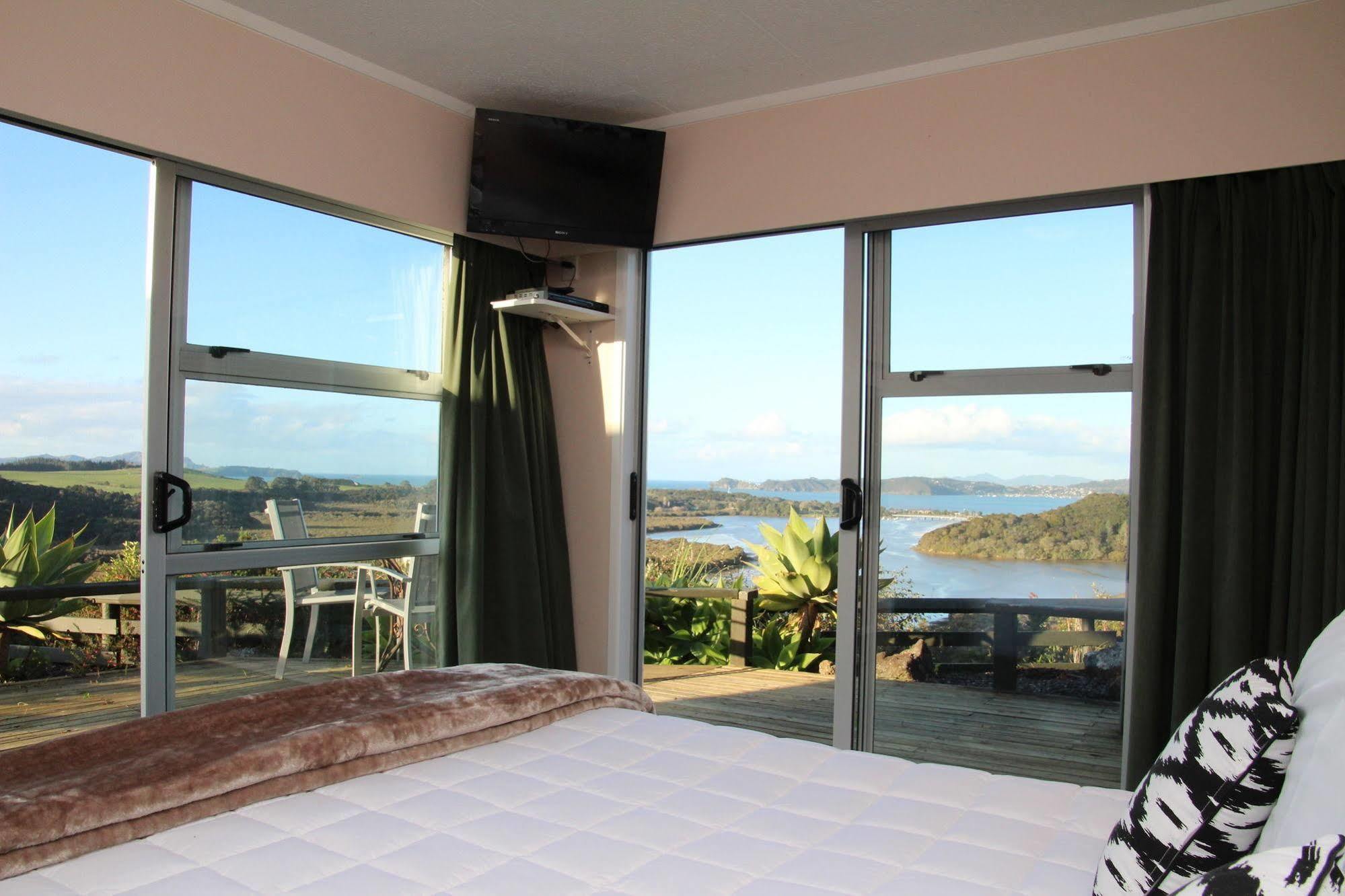 Cook'S Lookout Motel Paihia Exterior photo